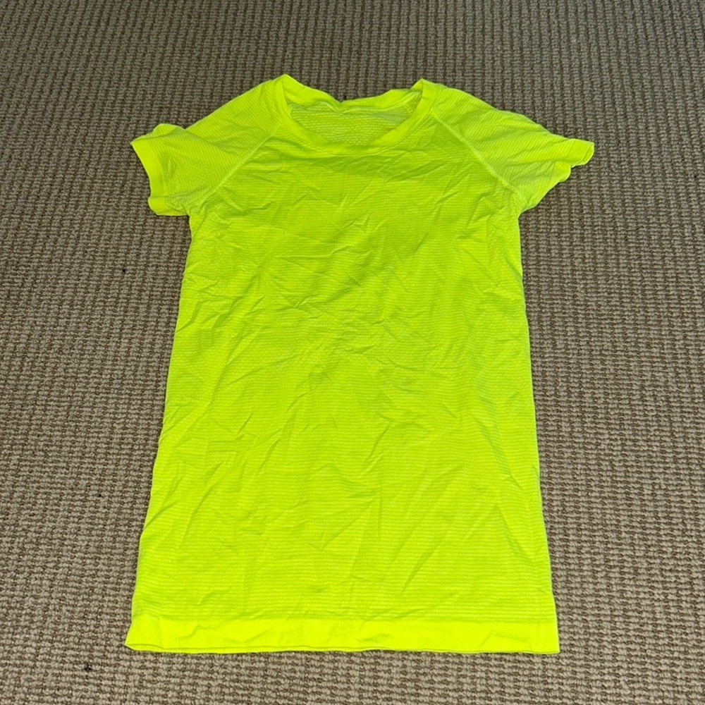 Lululemon swiftly tech